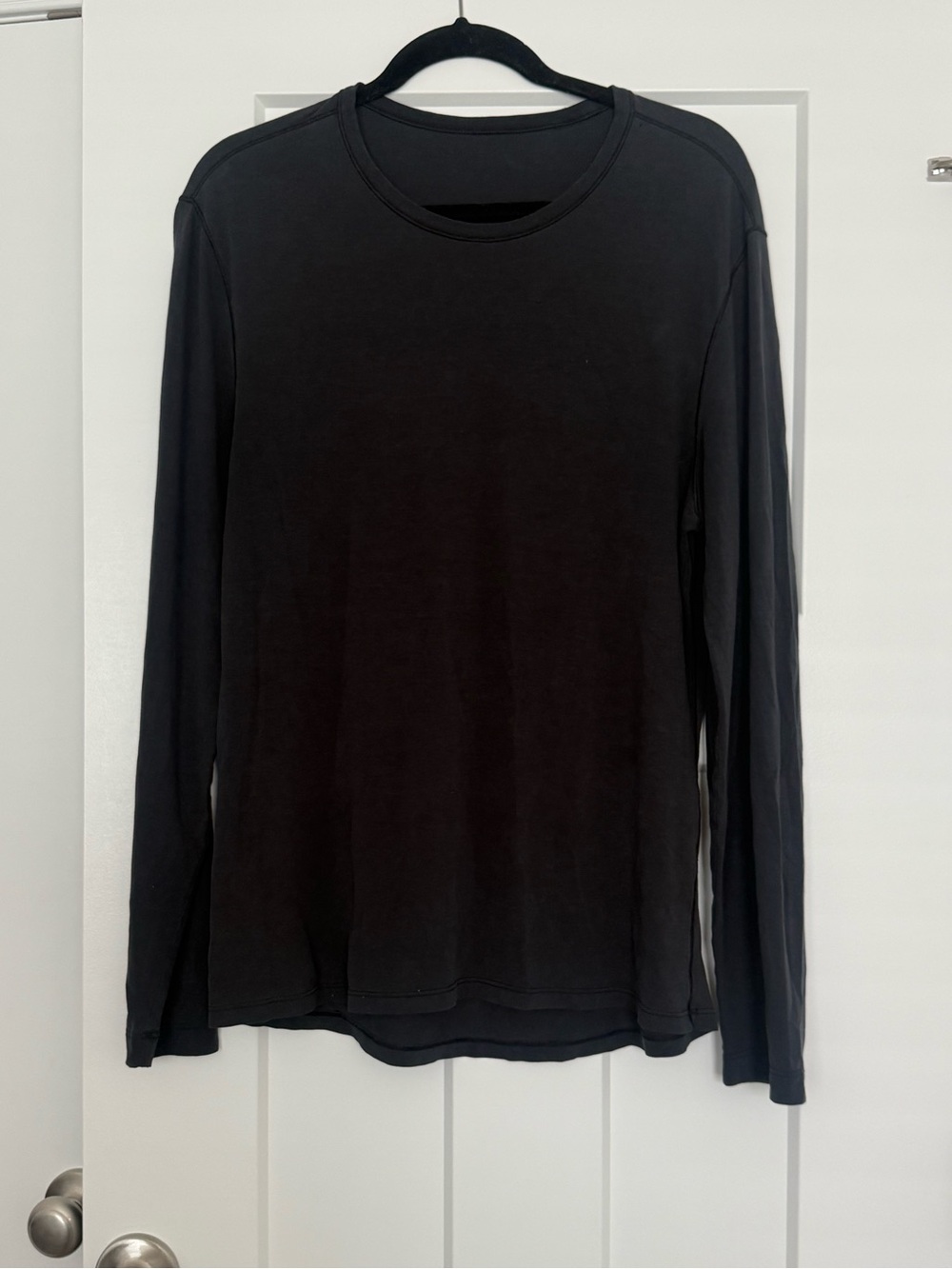 Lululemon Black Long Sleeve T-shirt